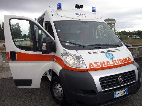 Litiga con il marito e lo ferisce ai genitali, denunciata