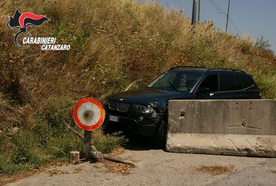 In fuga dopo il tentato furto nella villa di un magistrato, arrestati due "slavi"