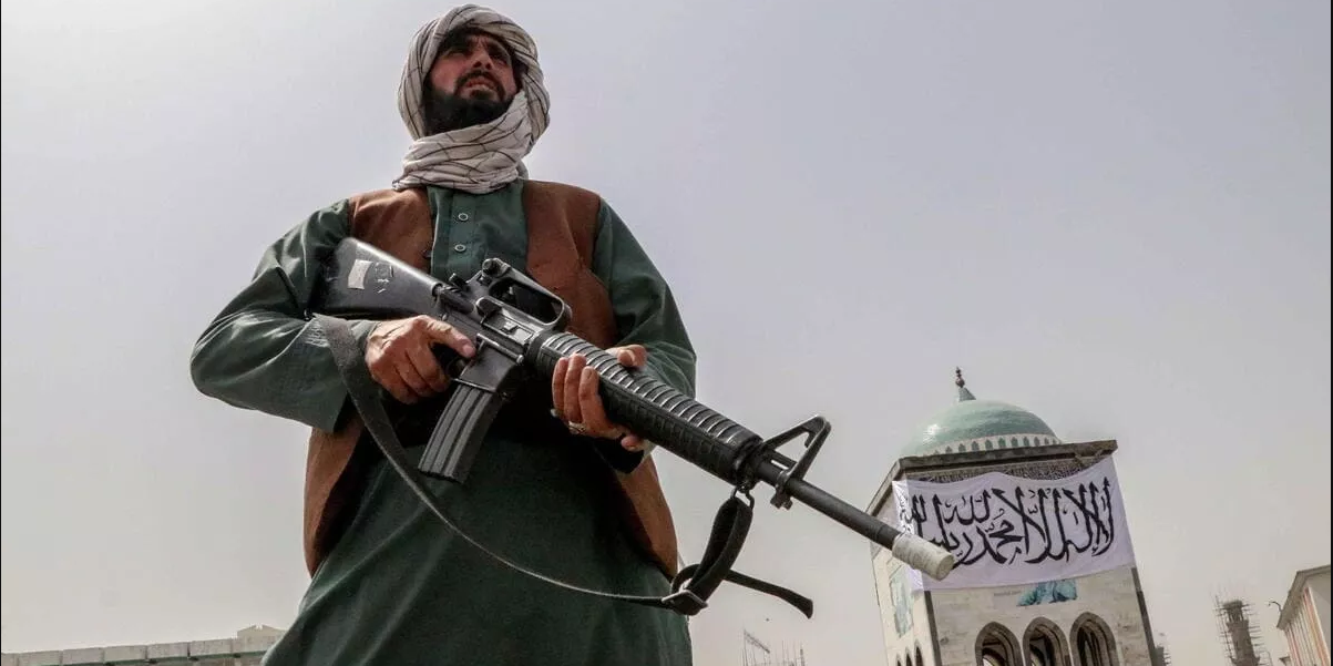 Afghanistan, Talebani agli Usa: «Reagiremo se resteranno dopo il 31 agosto»