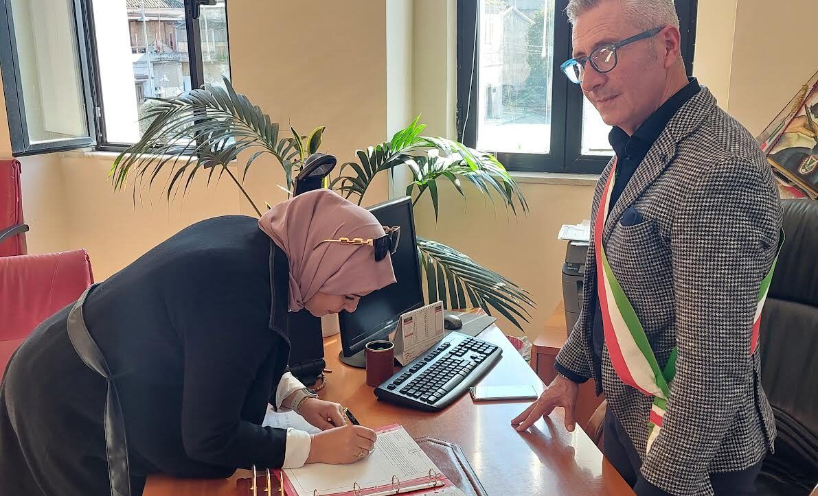 A Taurianova da 26 anni, Chahba Kamal diventa cittadina italiana