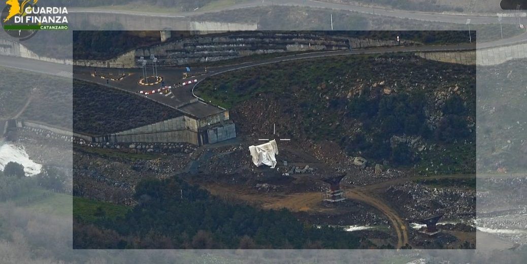 Crollo del ponte di Longobucco, in quattro citati a giudizio per un danno erariale di circa 5 milioni – VIDEO e NOMI