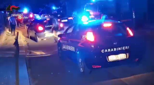 Crotone, non si ferma all'alt e viene arrestato dopo 10 chilometri