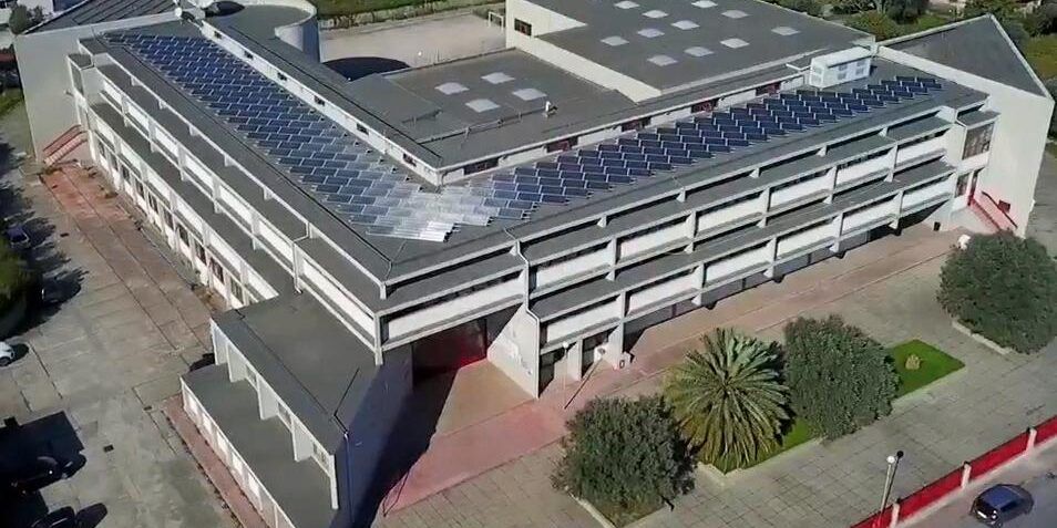 Professore preso a pugni a Locri dal padre di un alunno. «Ho fatto solo il mio dovere»