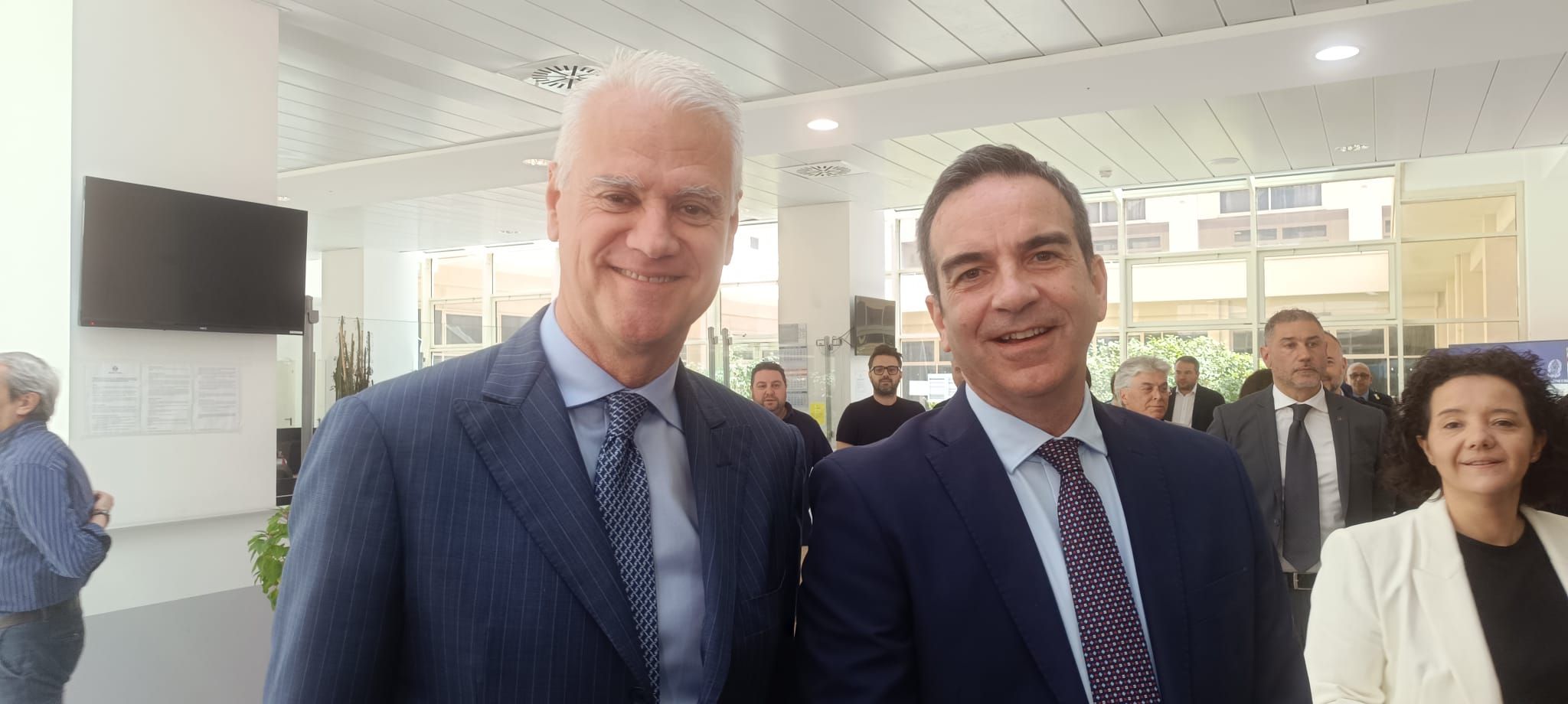 La partita per il dopo-Tajani: l’asse Zangrillo-Occhiuto