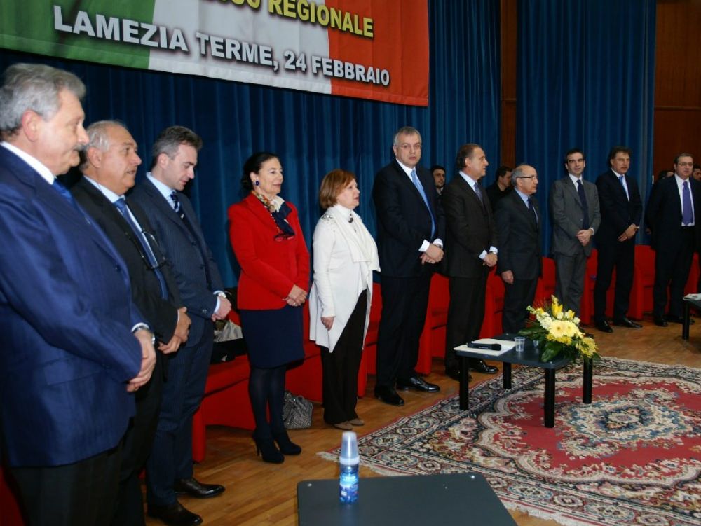 L`Udc prende tempo e rimanda le scelte definitive