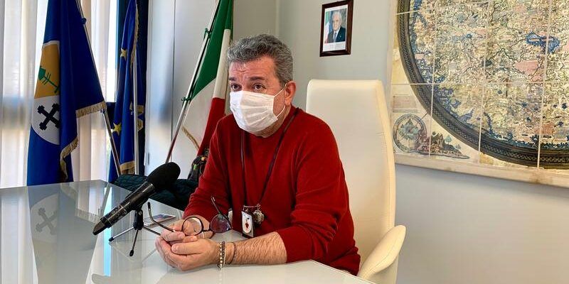 Scuola, Spirlì: «Nessuna guerra alla didattica»