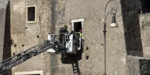 morto l'operaio estratto dalle macerie del crollo della Torre dei Conti