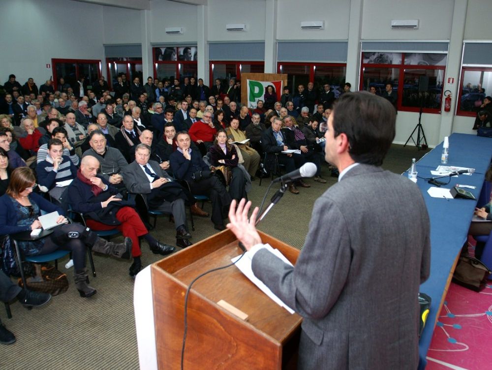 Pd, per il congresso regionale la palla passa a Bersani