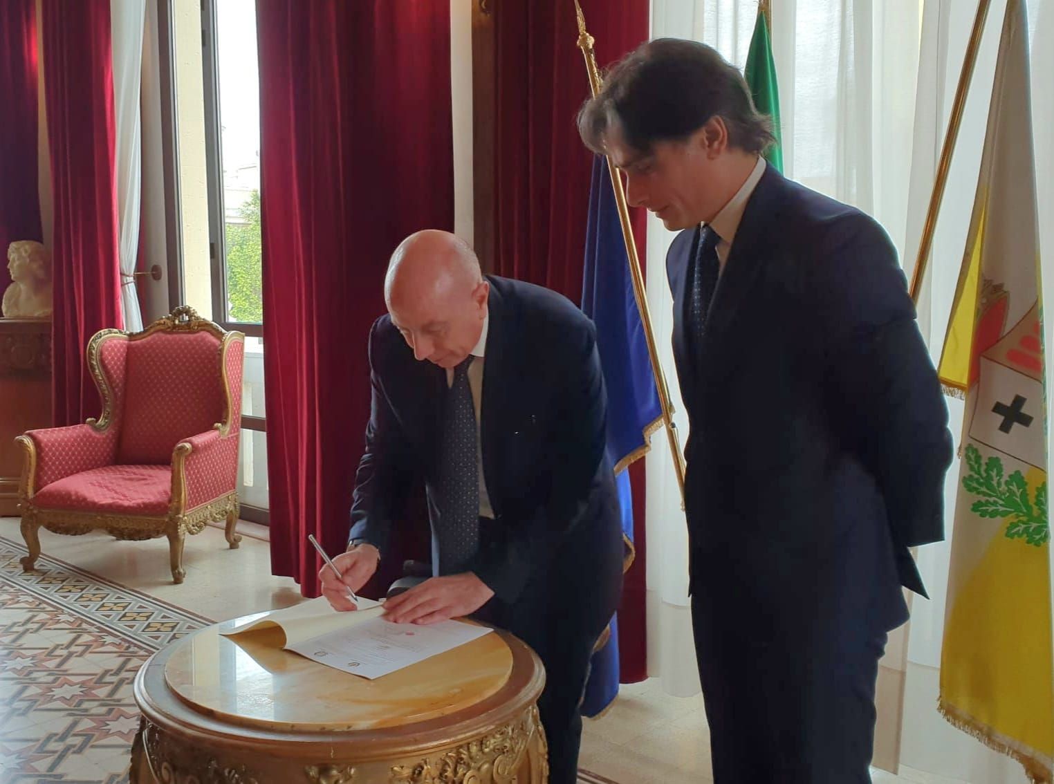 Reggio, a Palazzo Alvaro firmata ufficialmente la concessione dei locali comunali alla Procura