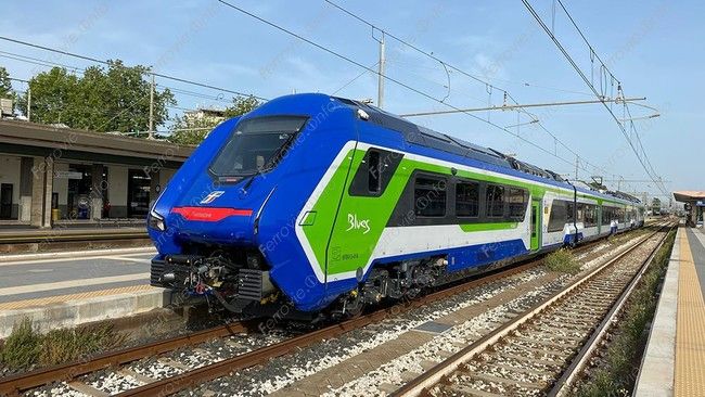 In Calabria il primo treno alimentato con HVO. Emissioni abbattute dell’80%