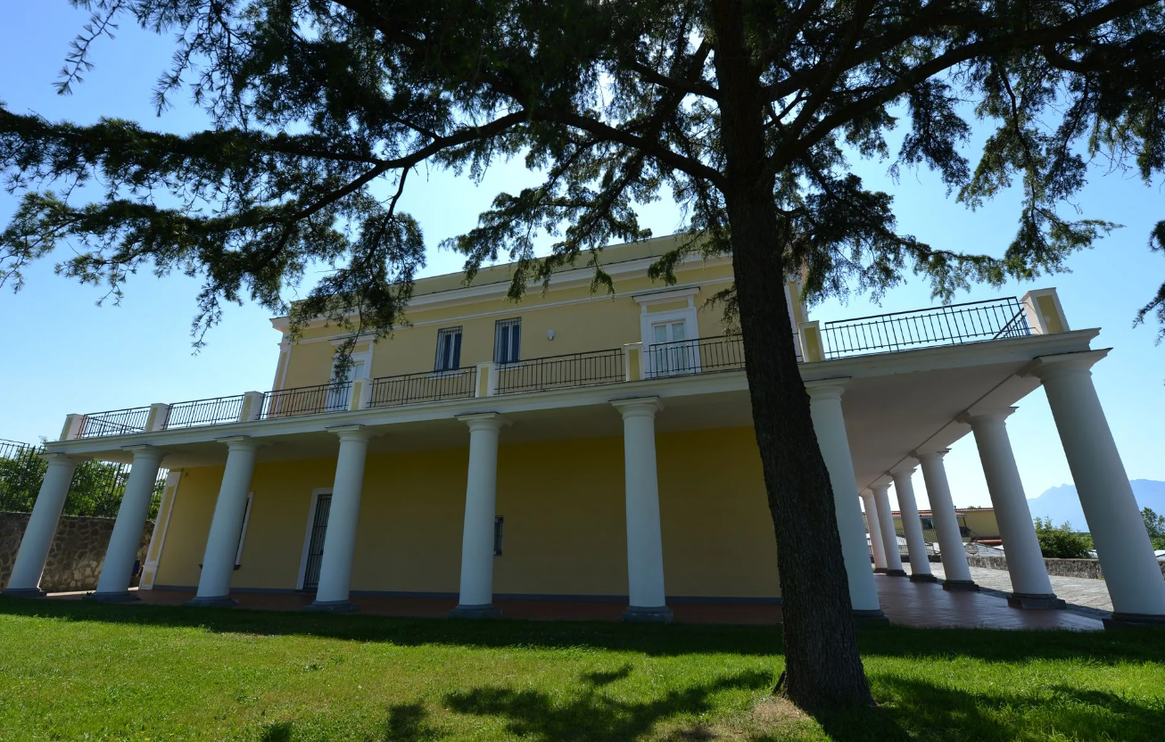 Sapete qual è la villa della Ginestra di Leopardi? E che il giallo delle spoglie ancora non è risolto?