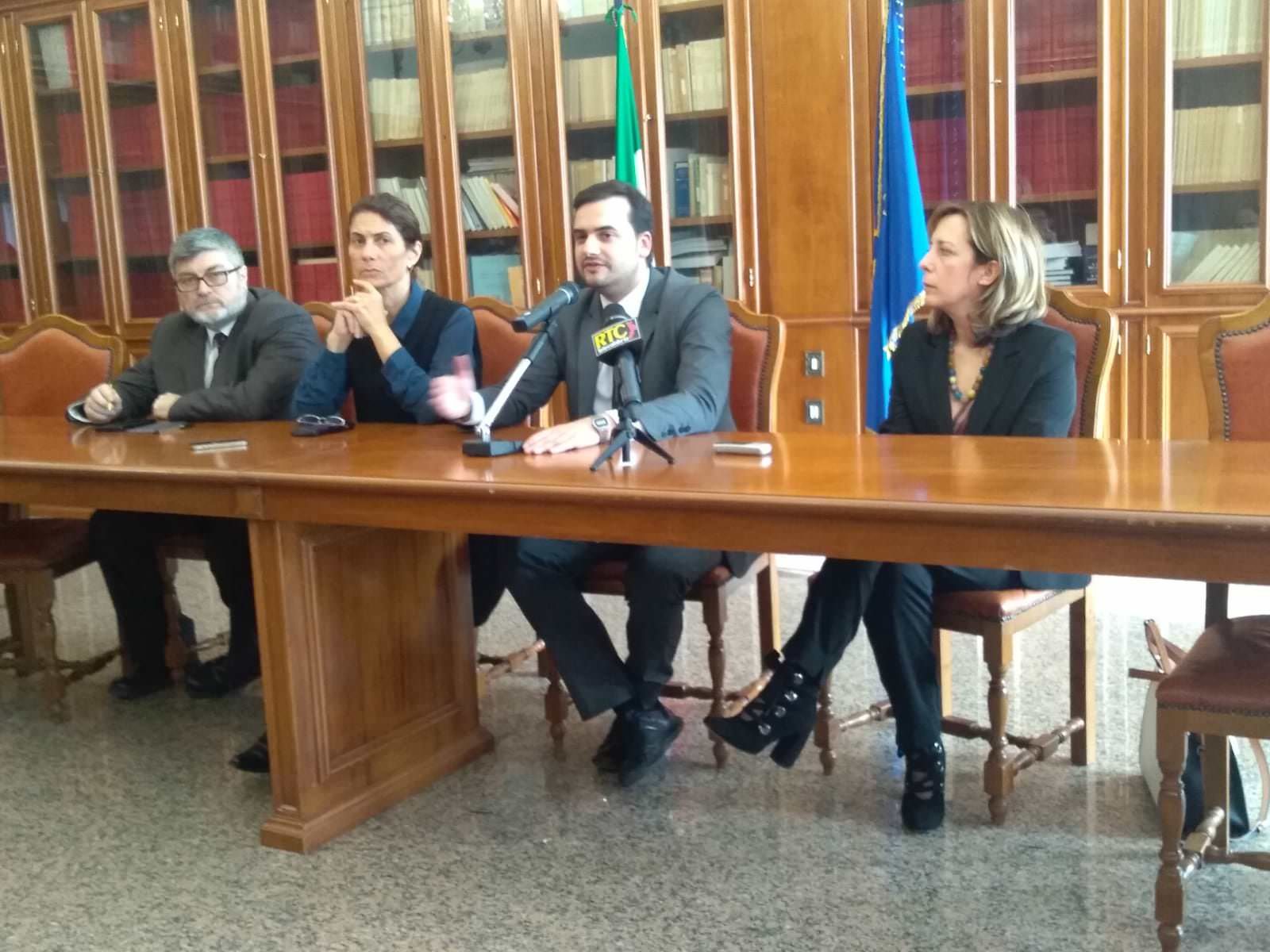 Sibilia: «Il reddito di cittadinanza dà nuova speranza ai calabresi» – VIDEO