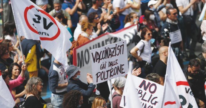 «Si va verso una società irrazionale?»