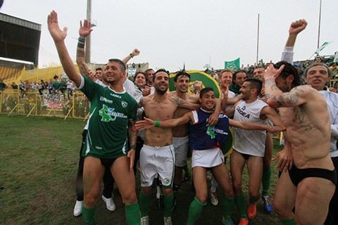 Catanzaro-Avellino inguaia dirigenti e un ex calciatore giallorosso – VIDEO INTERVISTA