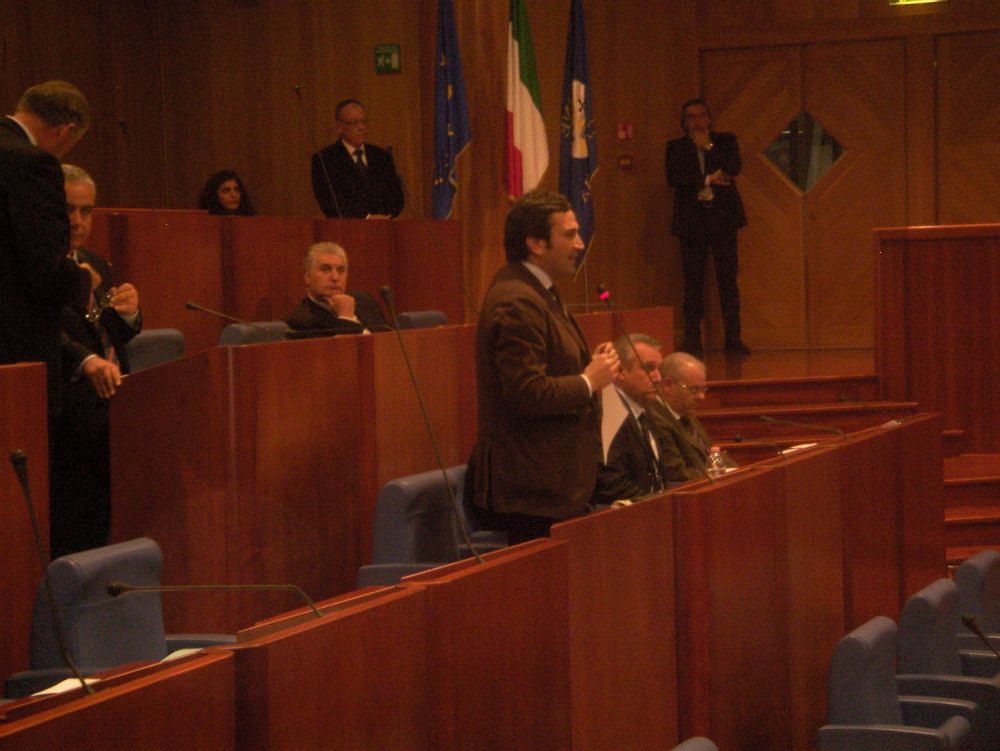 Asp Cosenza, il Pdl replica: «È colpa vostra»