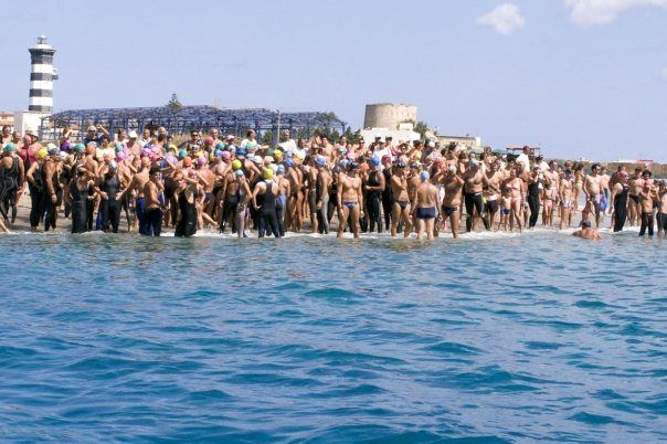 Traversata dello Stretto, record di partecipanti