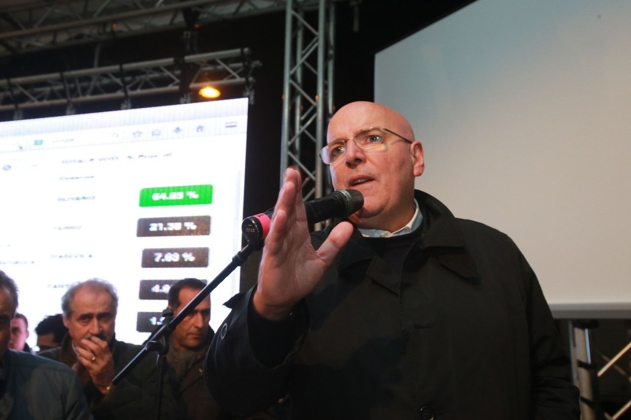 Oliverio contro gli ayatollah