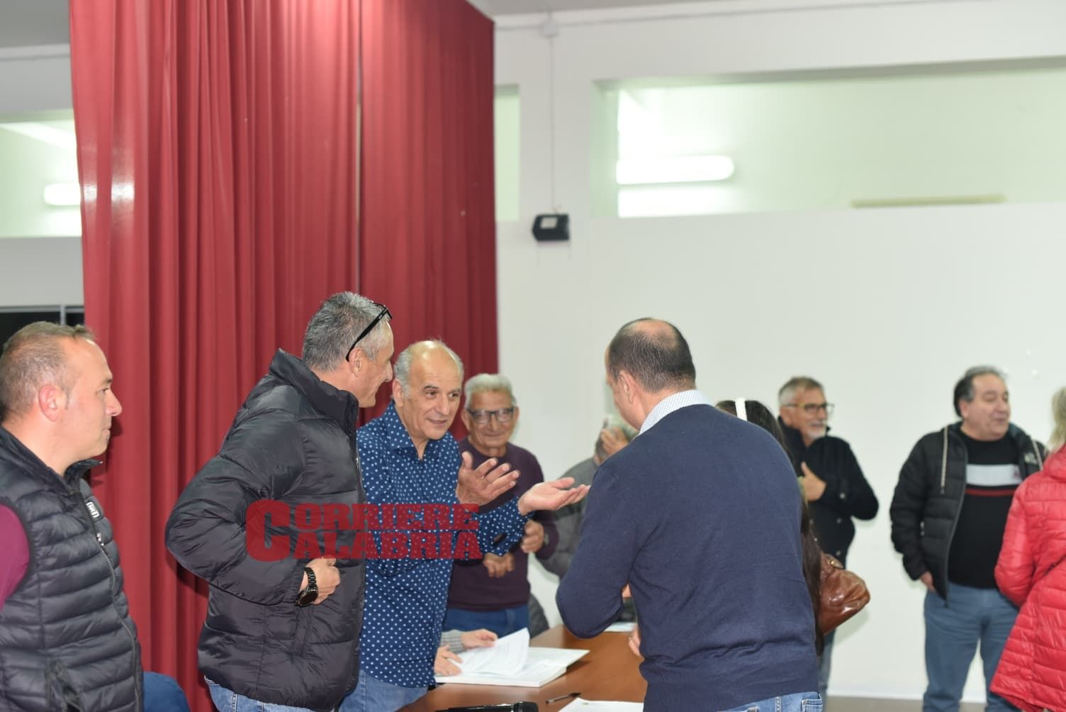 Camini, Alfarano resta: dietrofront sulle dimissioni dopo la bufera randagismo