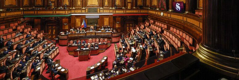 Stop alla Lega sul terzo mandato, la maggioranza si spacca