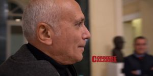 Franz è il suo nome e ha provato a vincere alla Provincia di Cosenza. Ha perso per fuoco amico di un ospizio di svaniti chiamato centrosinistra