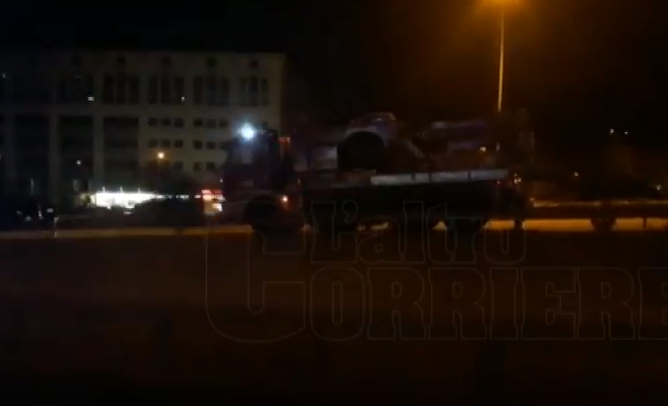 Auto in un torrente a Reggio, morto il conducente – VIDEO