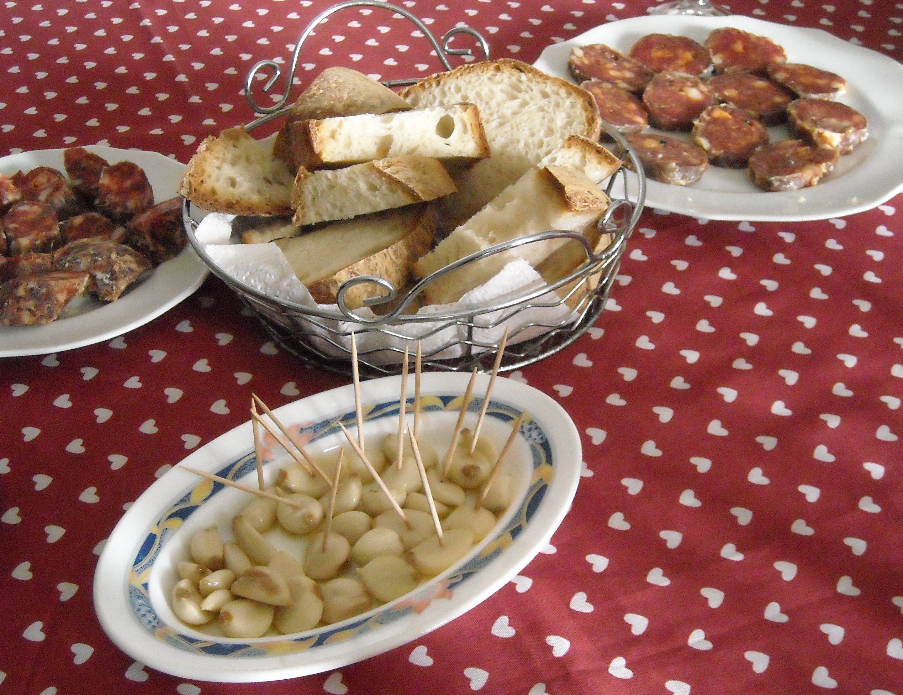 «Valorizzare l'aglio bianco di Laino Borgo»