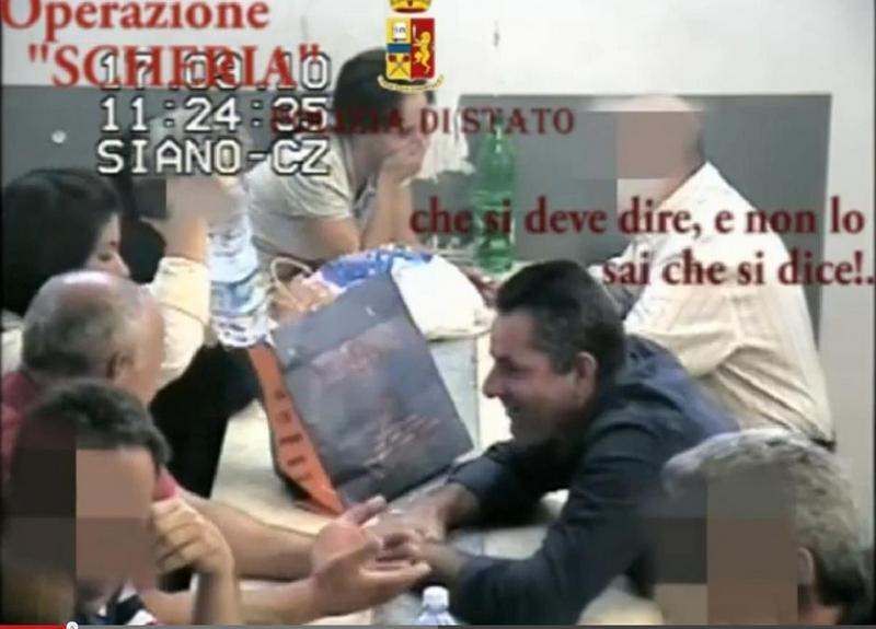 Operazione Scheria, dalle vessazioni alla forza di dire basta