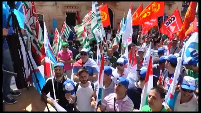 Metalmeccanici in piazza a Catanzaro