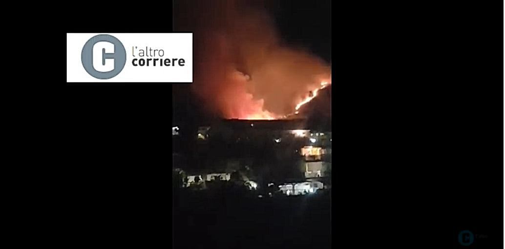 Falerna, grosso incendio minaccia le abitazioni – VIDEO