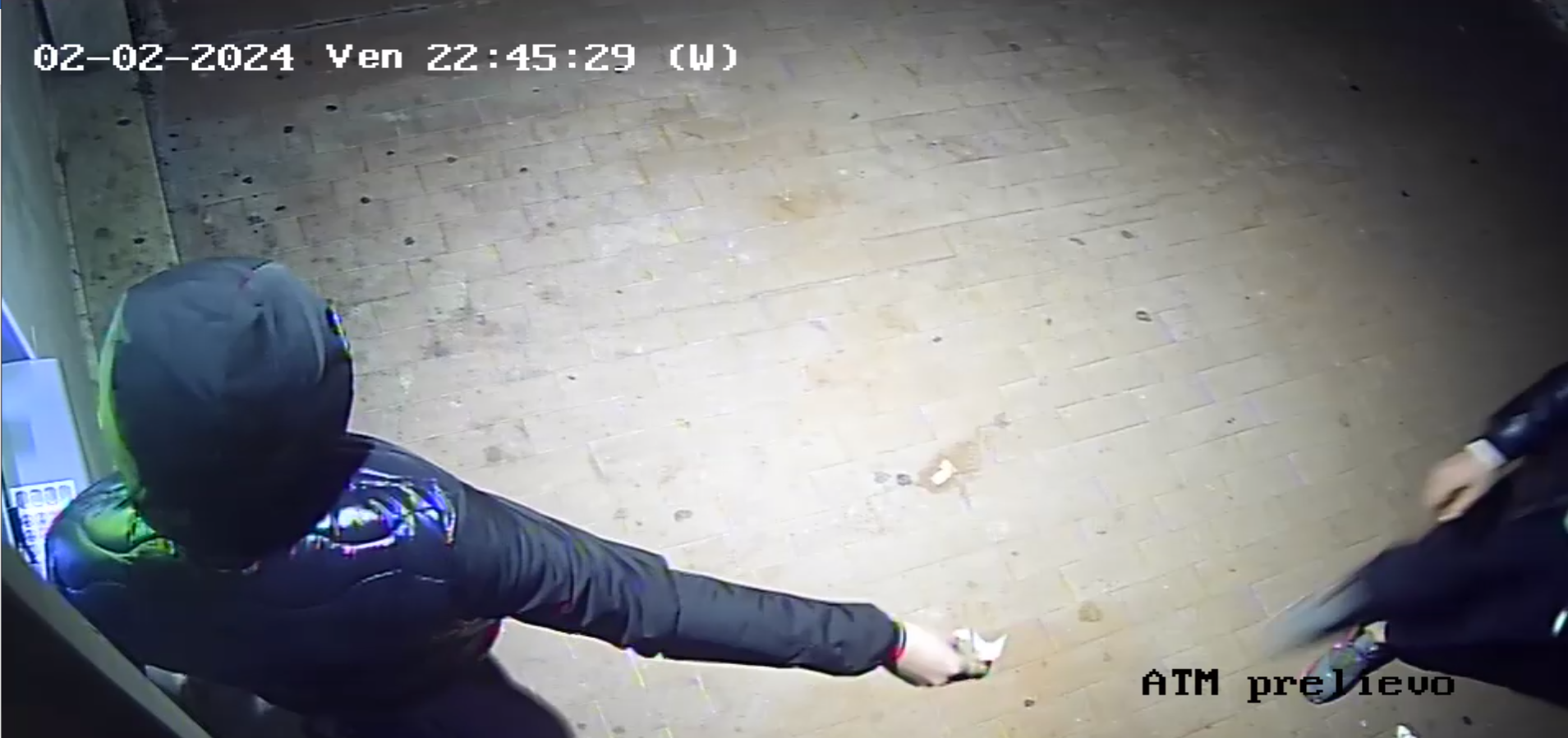 Isola Capo Rizzuto, tre arresti dei carabinieri per rapina aggravata