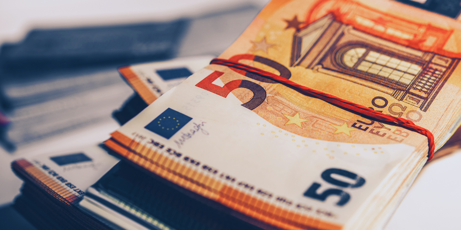 Imprenditori legati alla ‘ndrangheta e il fratello del pm antimafia: la doppia inchiesta sulle truffe allo Stato