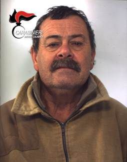 In casa con baionetta e pistola clandestina, arrestato 59enne
