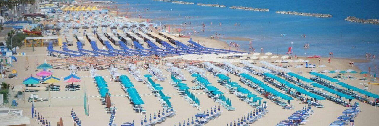 Concessioni balneari, stop del Consiglio di Stato: «Subito le gare»