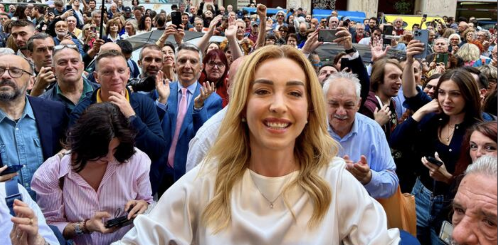 Salis vince a Genova, Barattoni a Ravenna. Taranto e Matera al ballottaggio