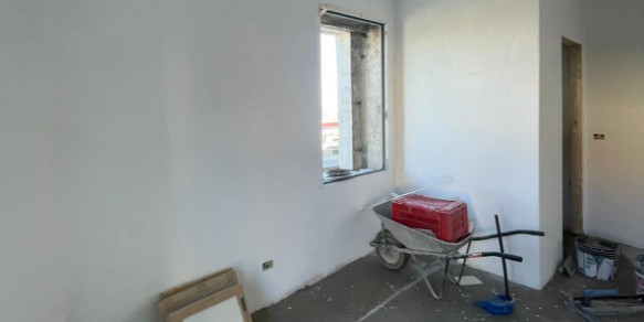 Strongoli, lavori abusivi e allaccio illegale alla rete idrica: due persone denunciate