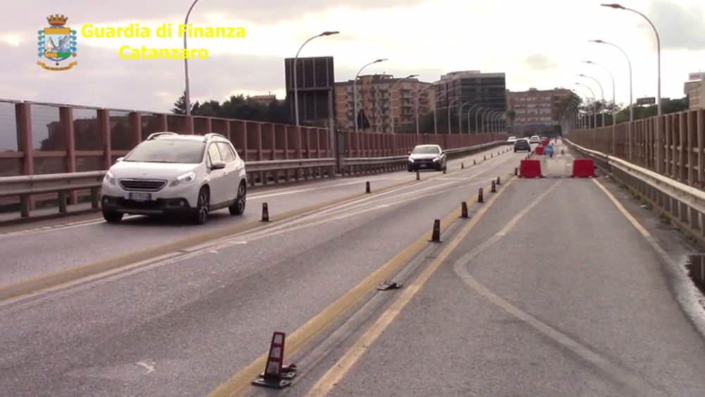 Associazioni mafiose agevolate per la manutenzione del ponte Morandi e della “Due Mari”: 6 indagati – NOMI E VIDEO