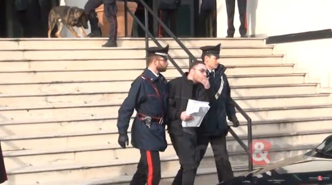 Denuncia il figlio pusher, 26 arresti a Cosenza – NOMI E VIDEO
