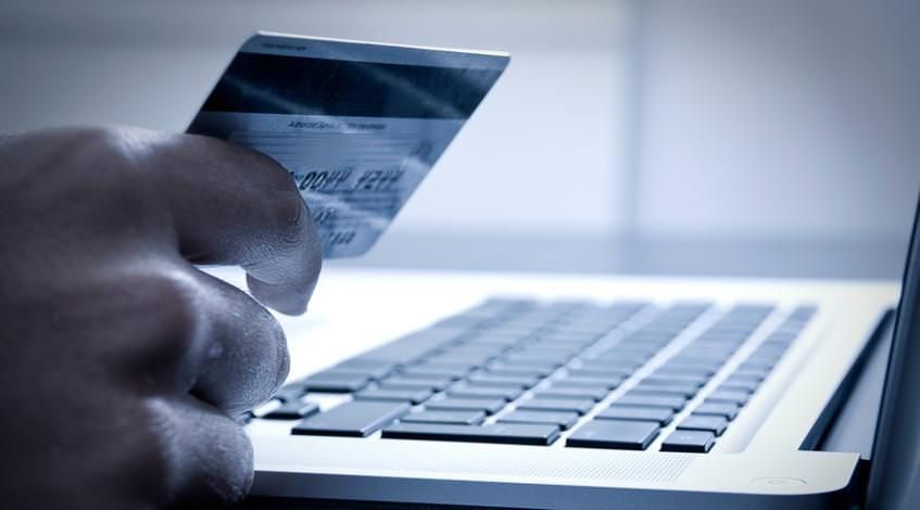 Soci in Belgio e “colleghi” romeni per la gang calabrese delle truffe online