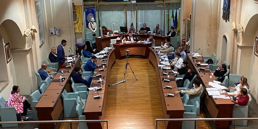 Corigliano-Rossano, scintille durante il Consiglio comunale sulla questione Baker Hughes