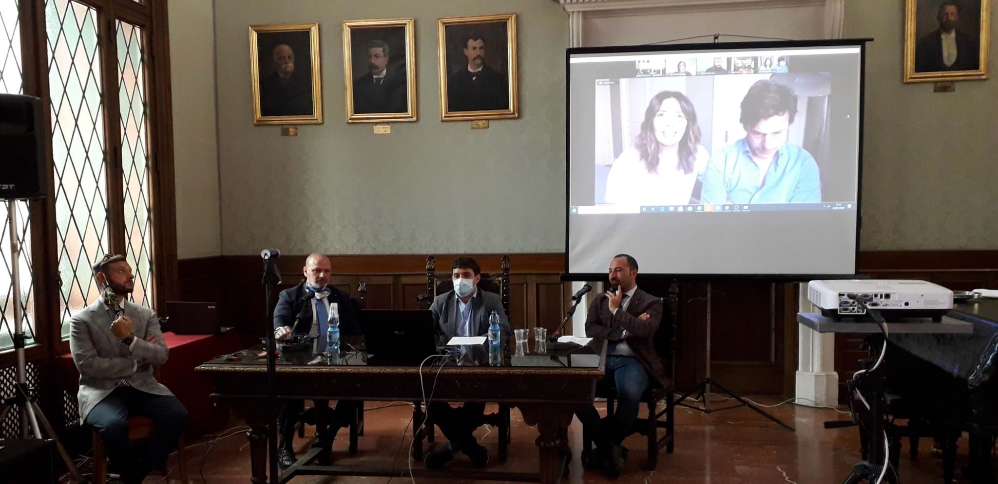 Anche a Catanzaro arriva la generosità della "spesa sospesa"