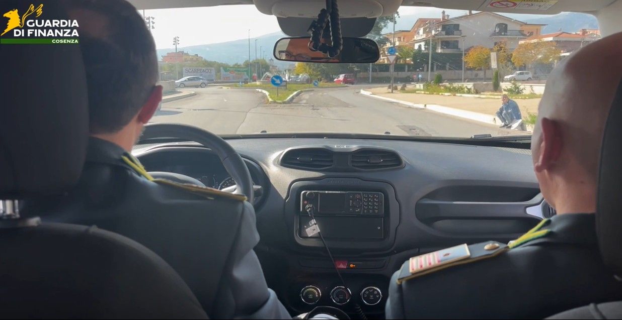 Cosenza, evasione: due imprenditori ai domiciliari, sequestro di beni per 2 milioni – VIDEO