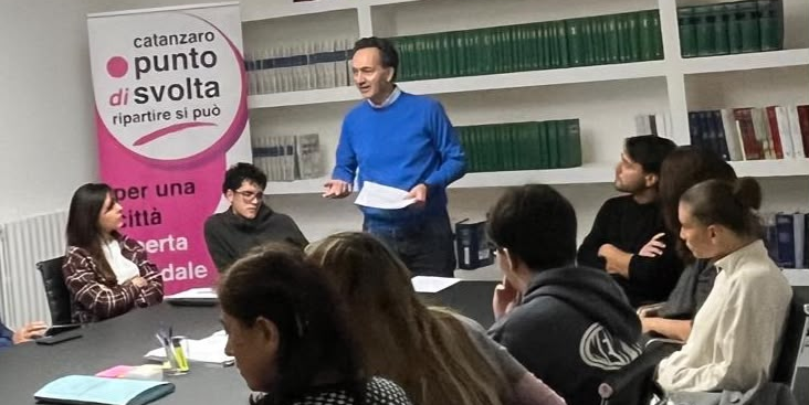Giovani, università, scuola e lavoro. “Catanzaro punto di Svolta” avvia il confronto per costruire nuove opportunità