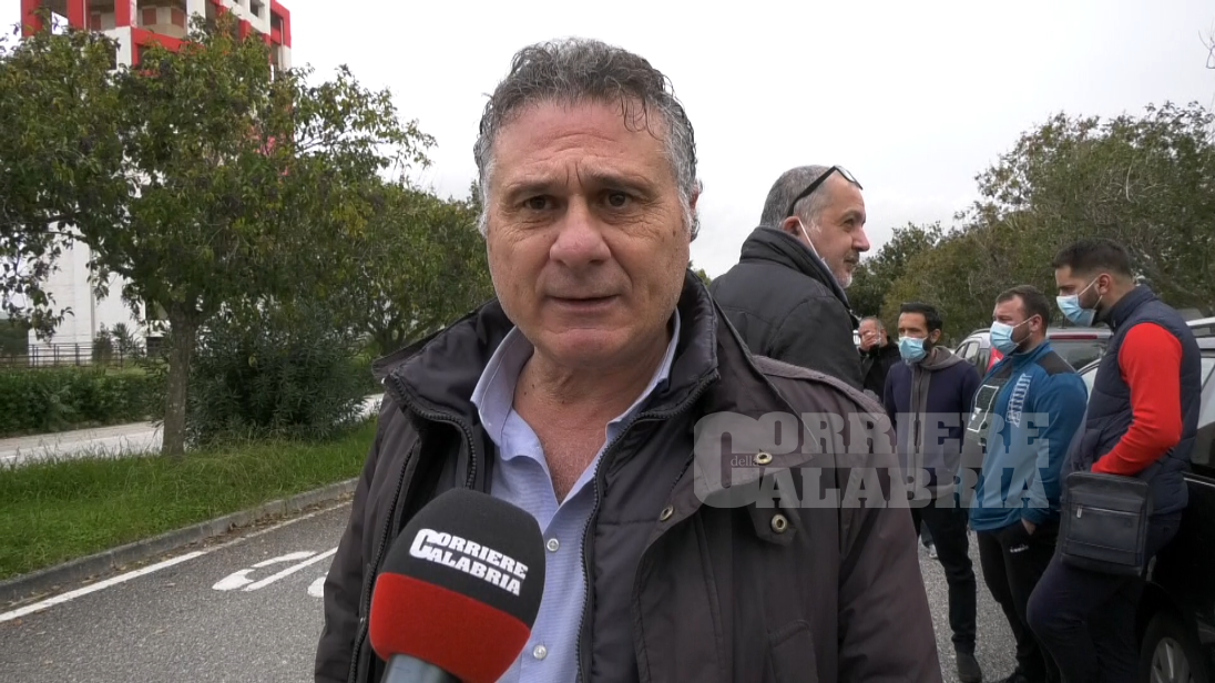 Aeroporto di Lamezia, stagionali (di nuovo) in protesta. «Per Sacal serve un nuovo management» – VIDEO