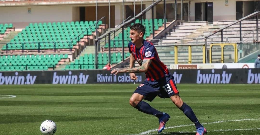 Il Cosenza si convince, arriva la firma di Camporese