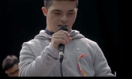 Un rap contro la diversità – VIDEO