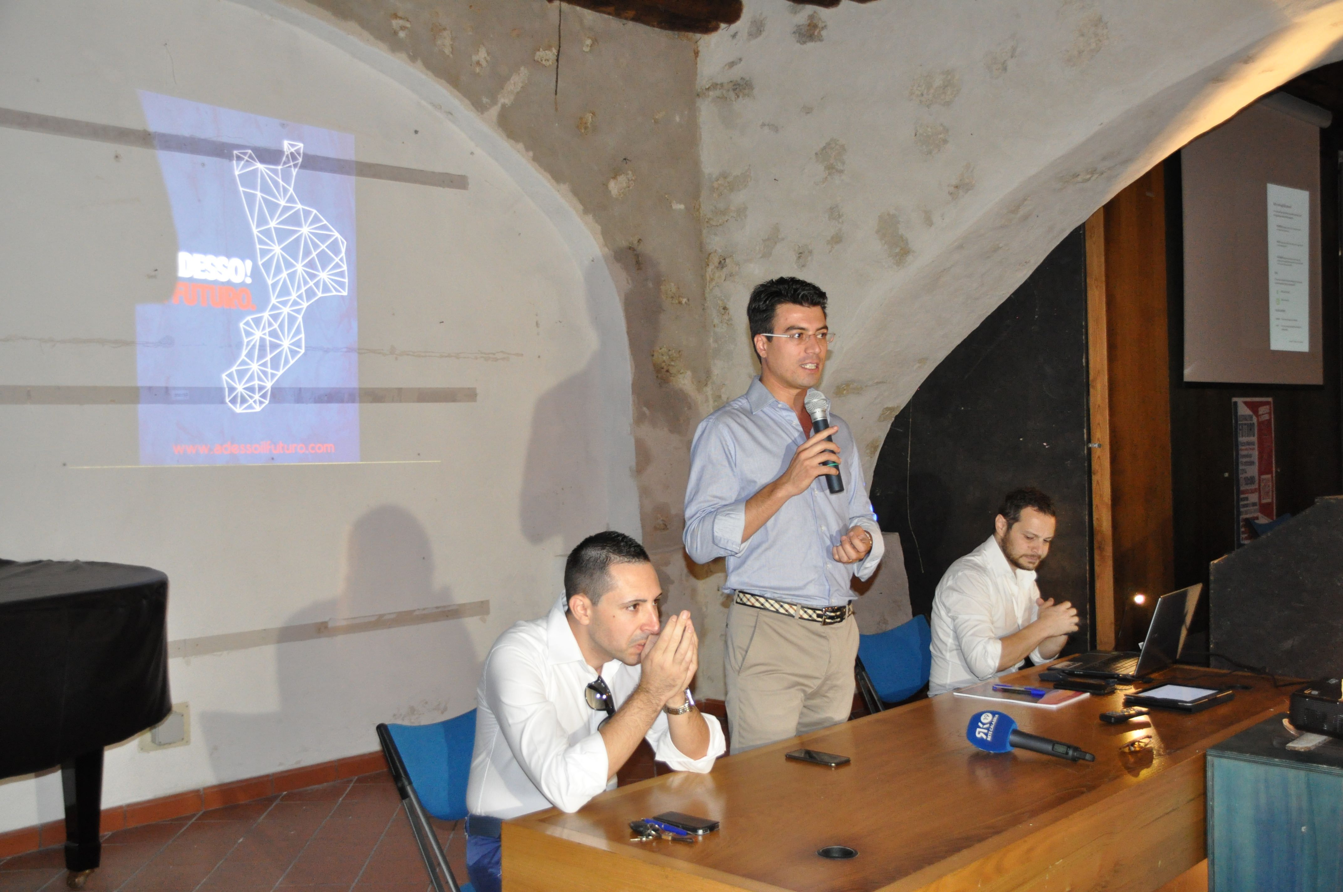 Callipo alla guida della fronda dem