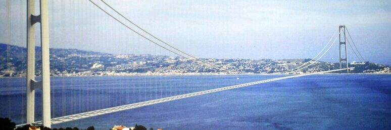 Ponte sullo Stretto, Rixi: «Le grandi navi passeranno»