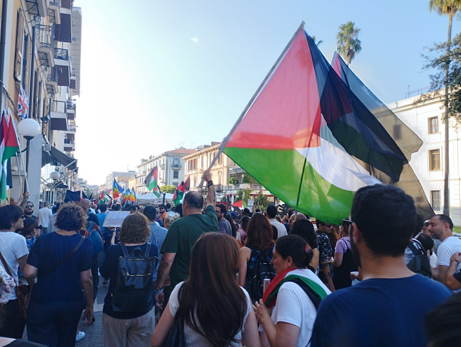 Sciopero generale per Gaza, è il giorno delle proteste