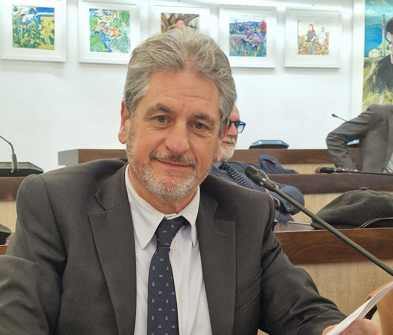 Elezioni a Crotone, Fabrizio Meo si candida a sindaco: «La città deve rinascere»