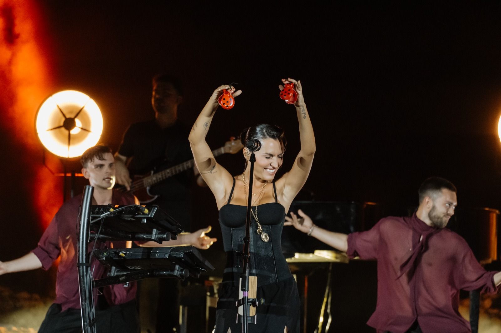 Cosenza, gran finale al Festival delle Invasioni con il Sacro Tour di Serena Brancale